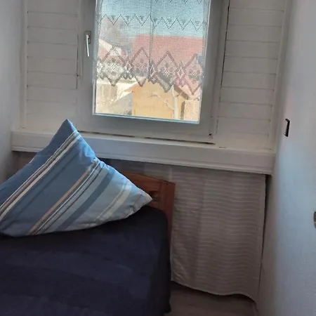 Schindler Mit Balkon Apartman *