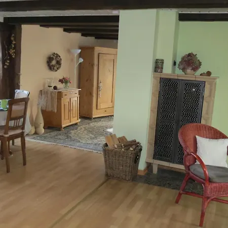 Apartman Schindler Mit Balkon