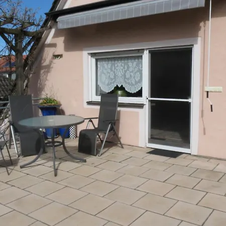 Apartman Schindler Mit Balkon *